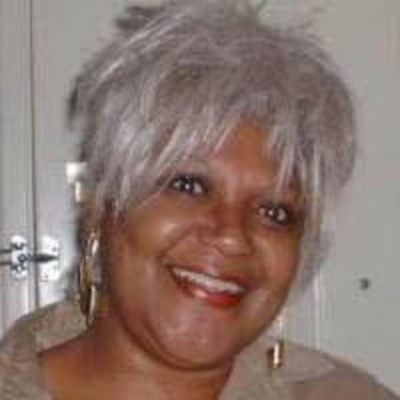 Meet your Posher, Raquel - Picture 1 of 1